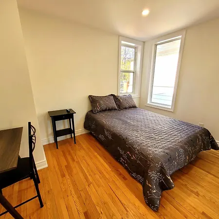 Deluxe Queen Rooms Downtown Toronto Exterior photo
